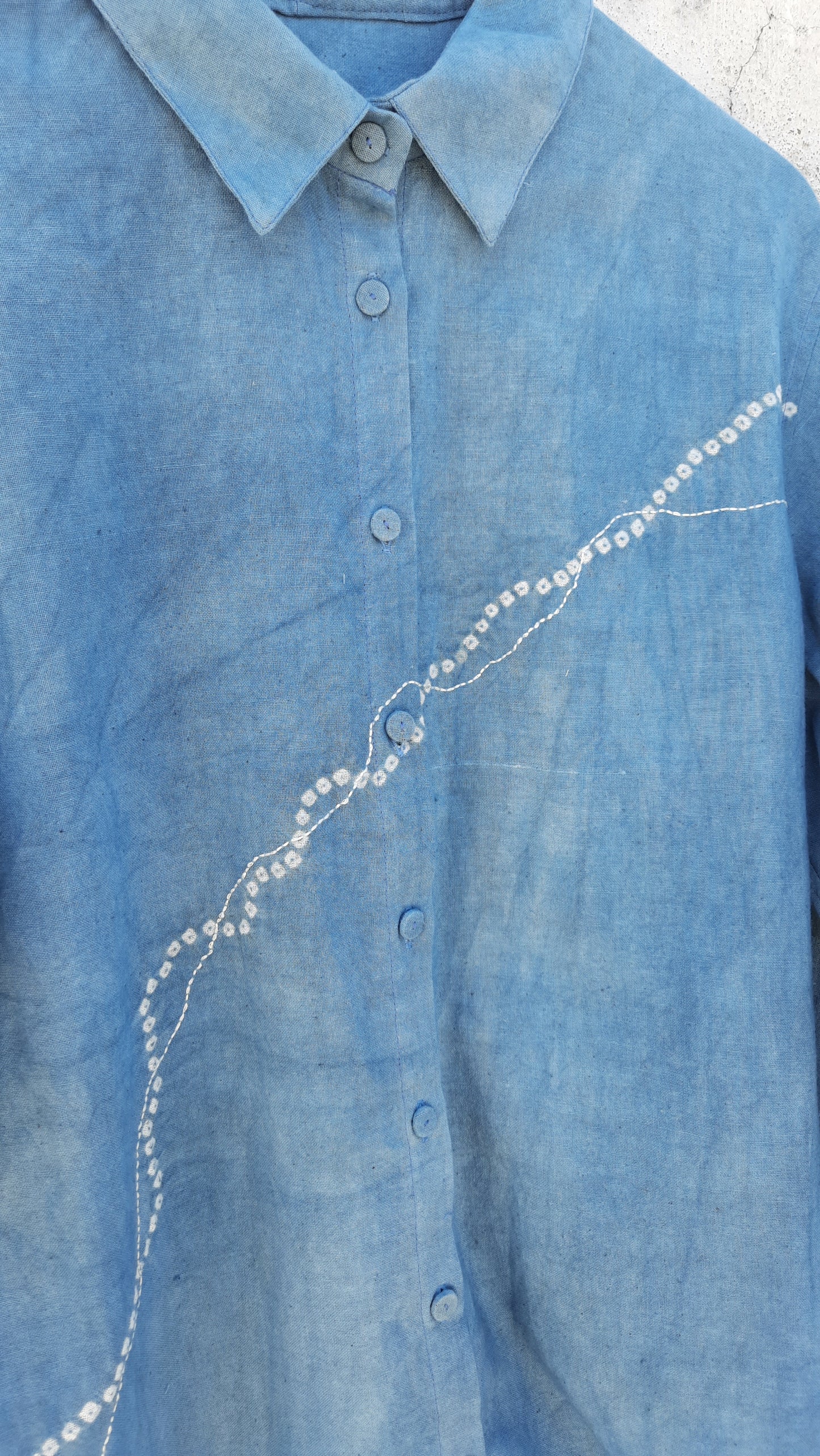 INDIGO SUNGUDI STATEMENT SHIRT WITH MINIMAL EMBROIDERY