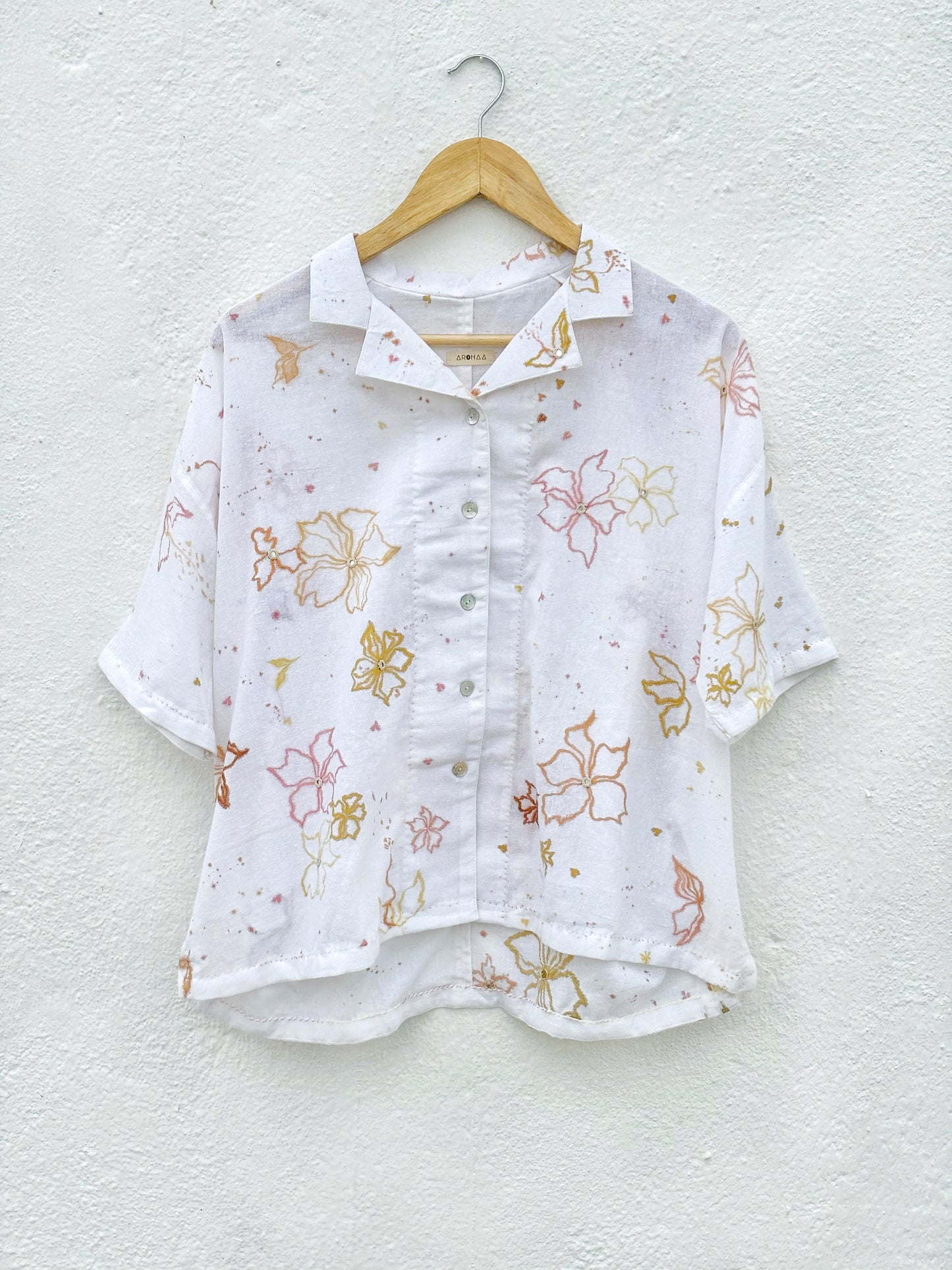 MULTICOLOUR LINE ART SHIRT
