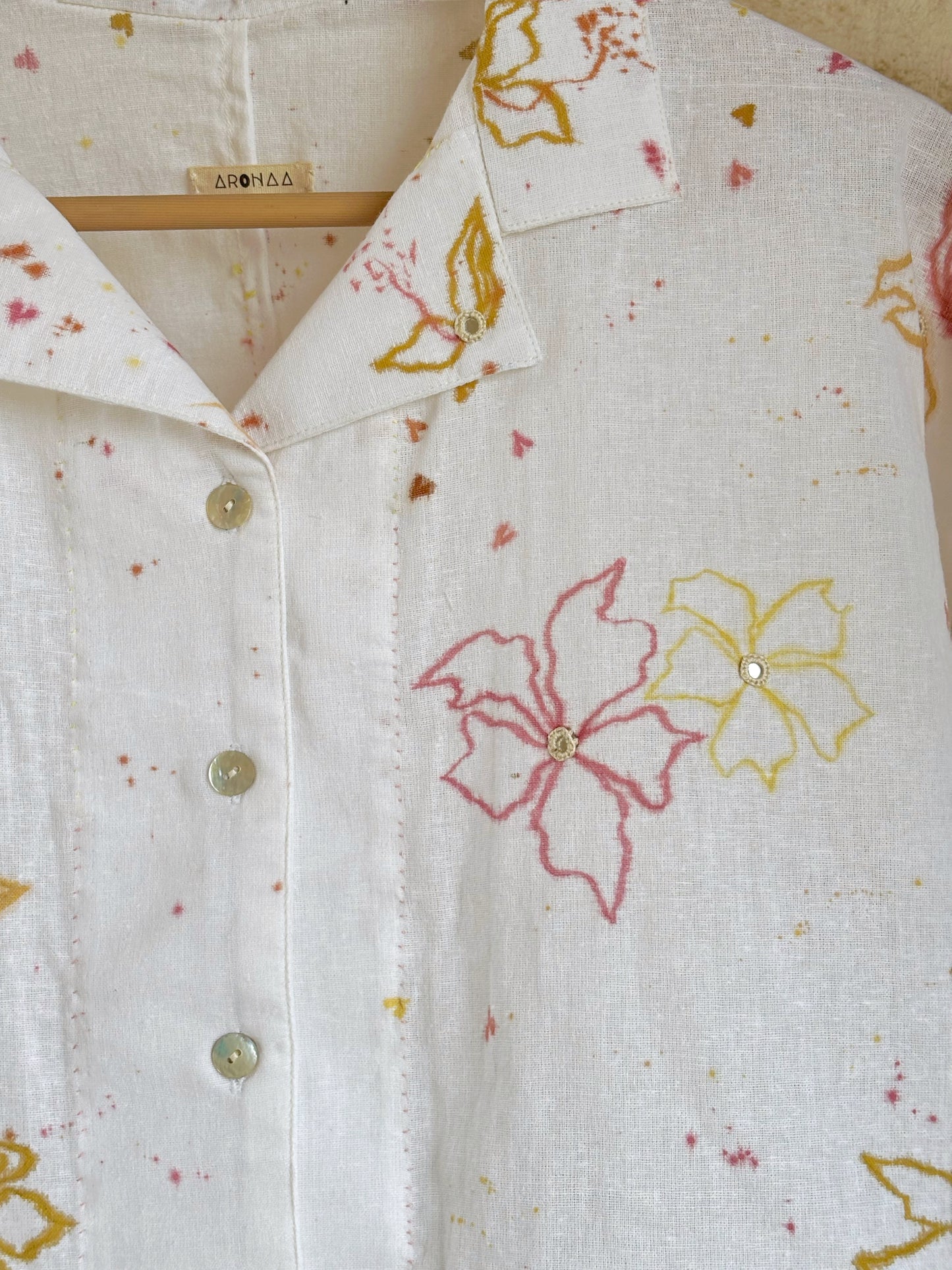 MULTICOLOUR LINE ART SHIRT