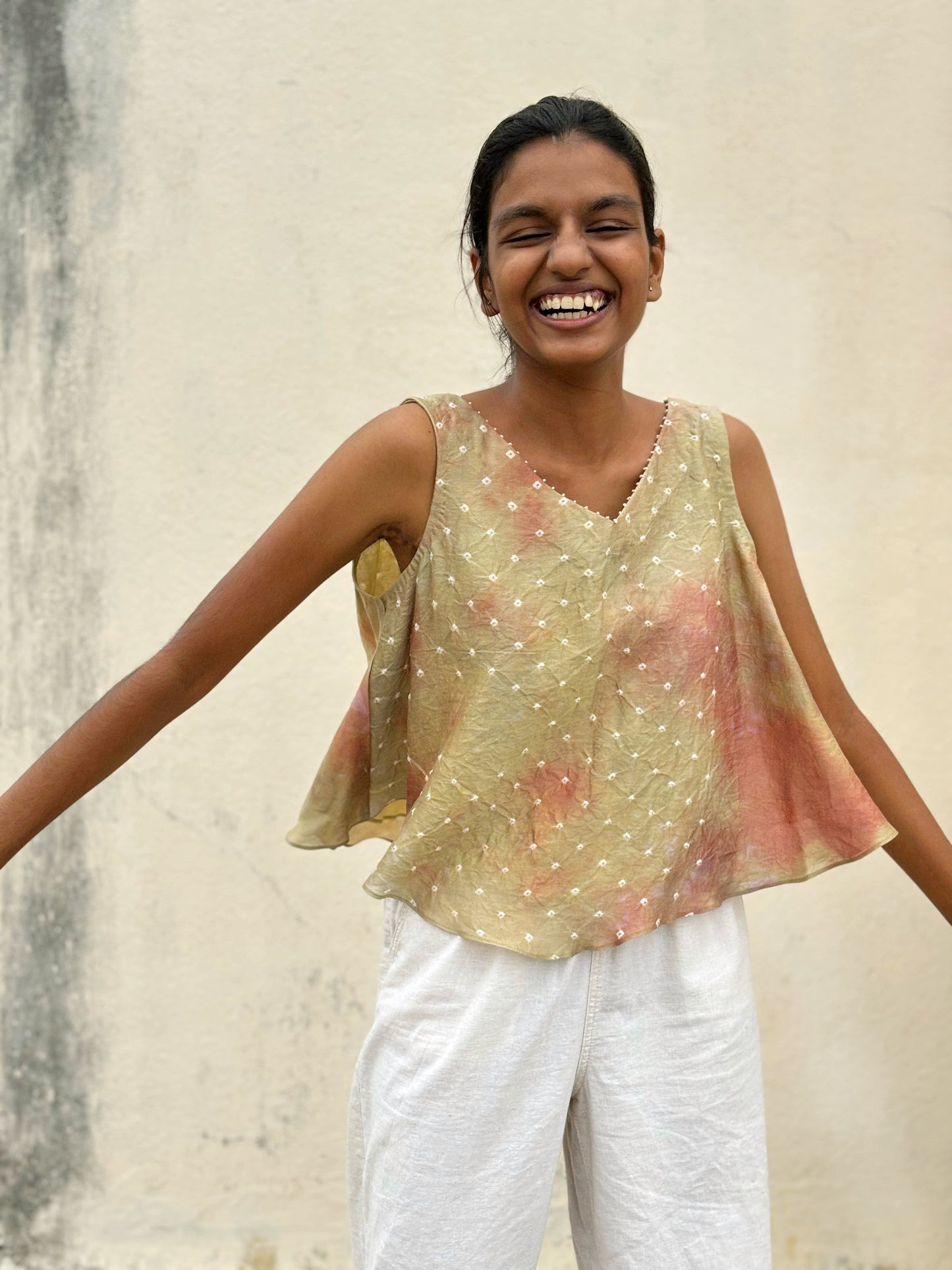 MULTICOLOUR SUNGUDI TOP