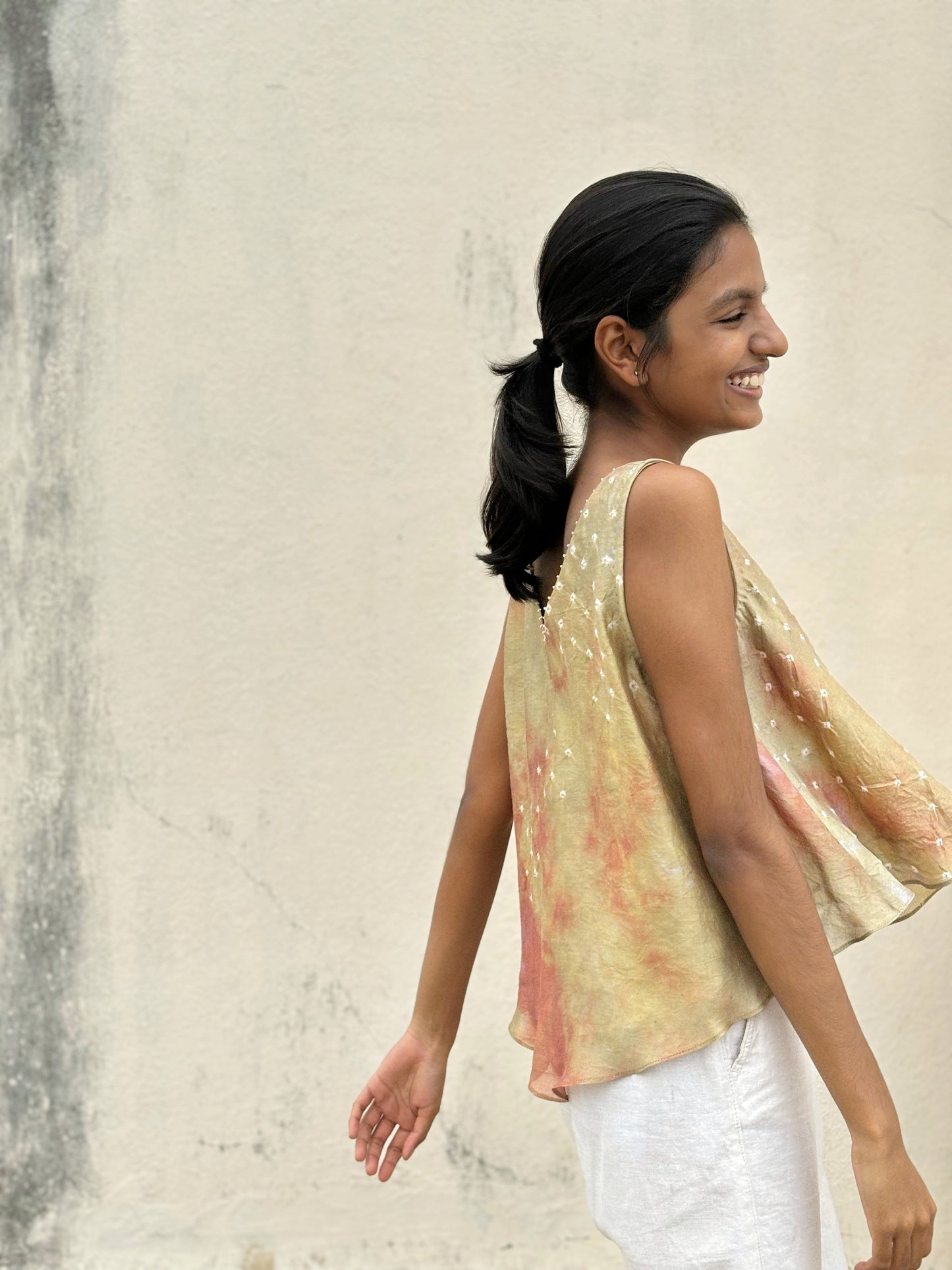 MULTICOLOUR SUNGUDI TOP