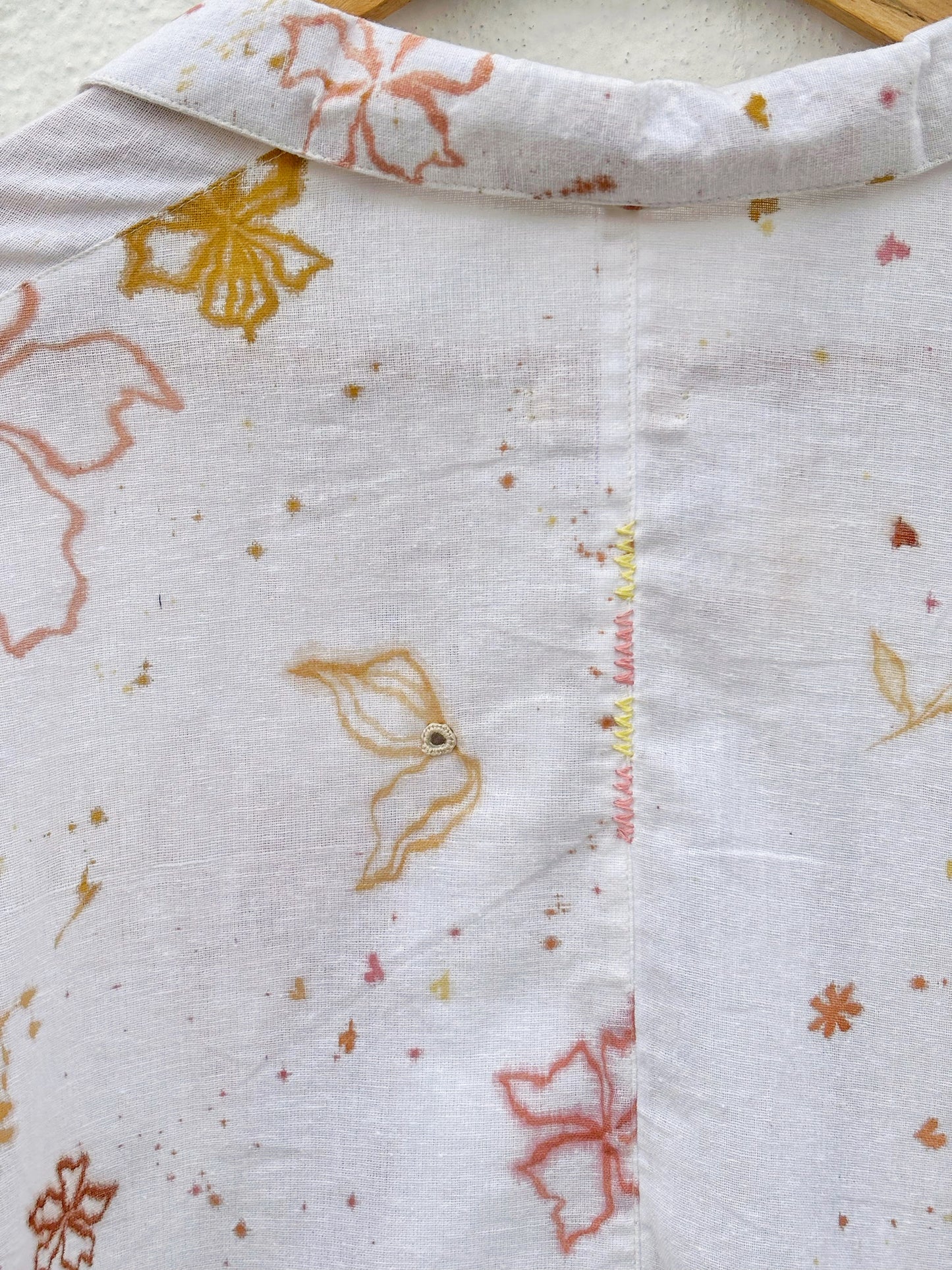 MULTICOLOUR LINE ART SHIRT
