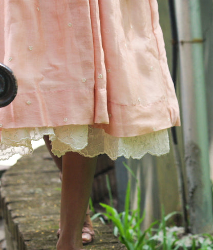 MADDER DRESS WITH MINIMAL EMBROIDERY