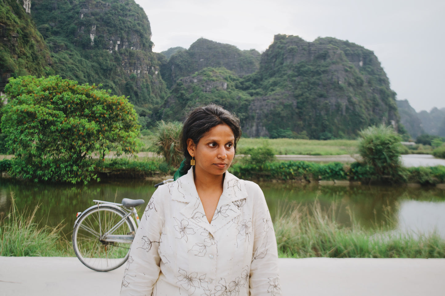 WHITE FLORAL (HAND PAINTED) LONG SHIRT