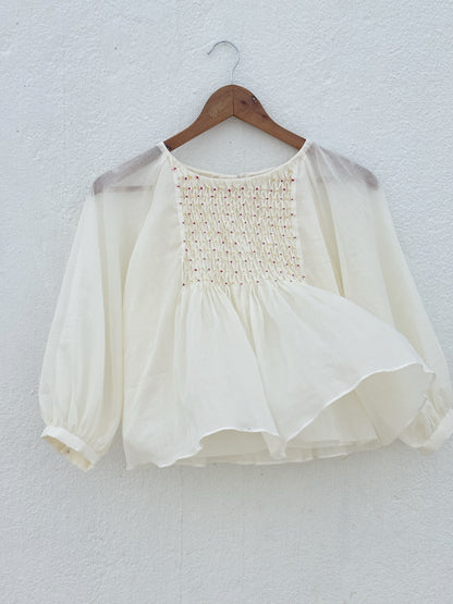 WHITE SMOCKING TOP