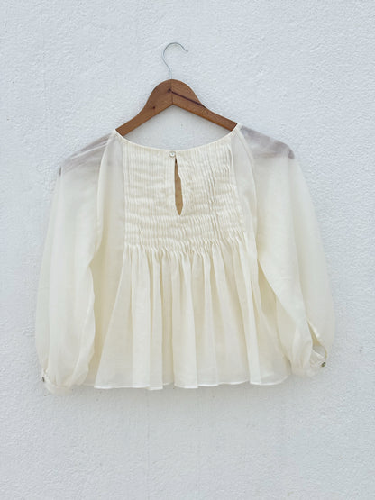 WHITE SMOCKING TOP