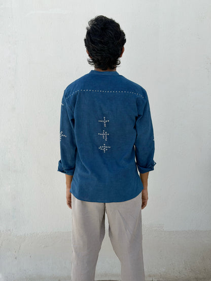 SUNGUDI AND EMBROIDERED INDIGO SHIRT
