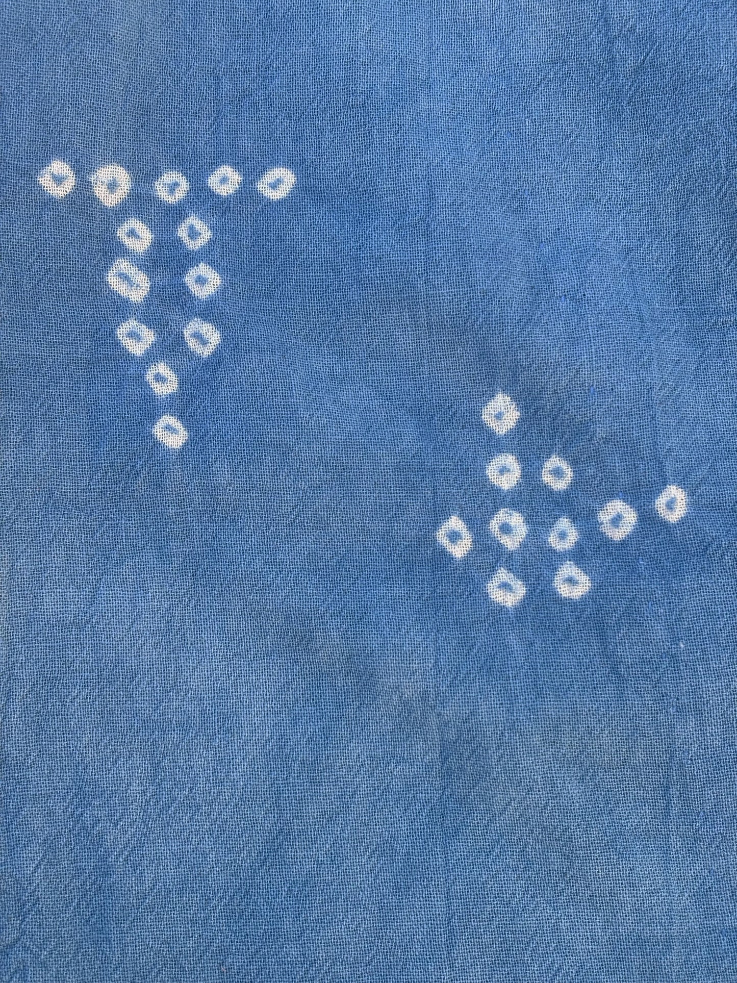 INDIGO SLEEVELESS SUNGUDI SHIRT