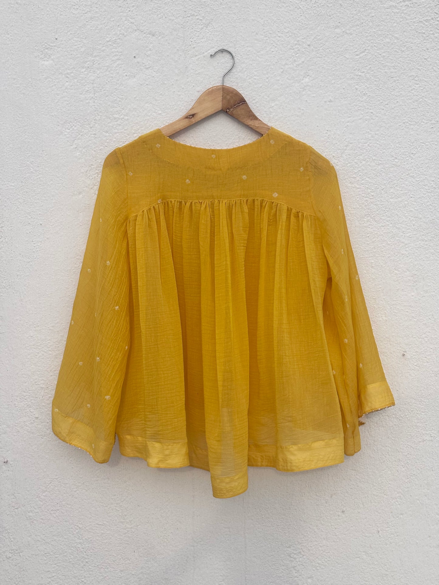 SUMMER TOP
